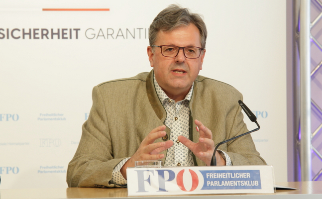 FPÖ-Technologiesprecher Gerhard Deimek. 