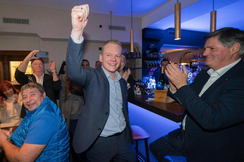 Vorarlbergs FPÖ-Landesparteiobmann und künftiger Landeshauptmann-Stellvertreter Christof Bitschi und der künftige Landesrat Daniel Allgäuer (r.).